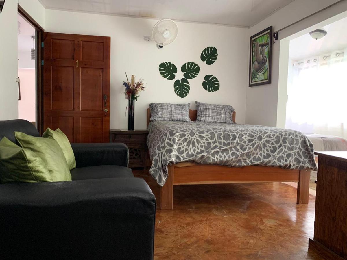 A True B&B Quepos Zewnętrze zdjęcie