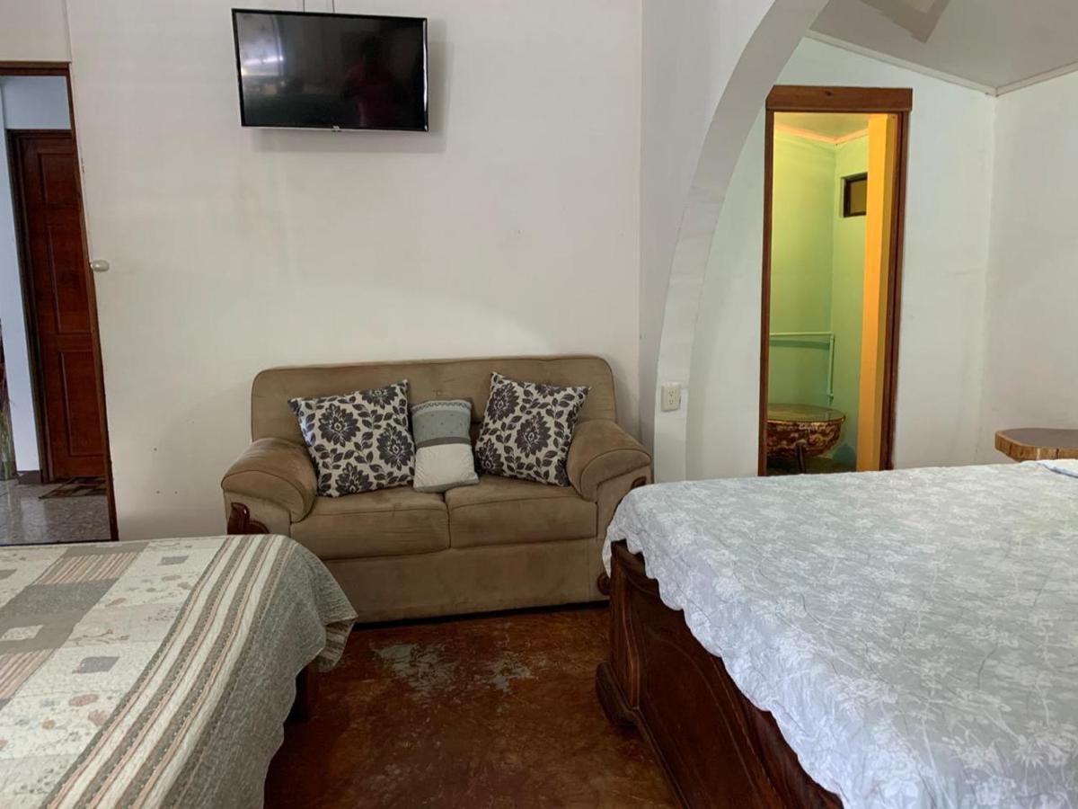 A True B&B Quepos Zewnętrze zdjęcie